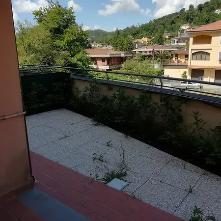 Διαμέρισμα Gina's House With Garden Lunense